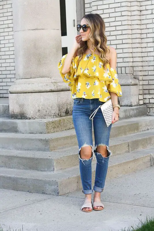 ruffle top spring outfit trends 2024