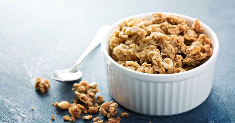Big Cluster Peanut Butter Granola Recipe