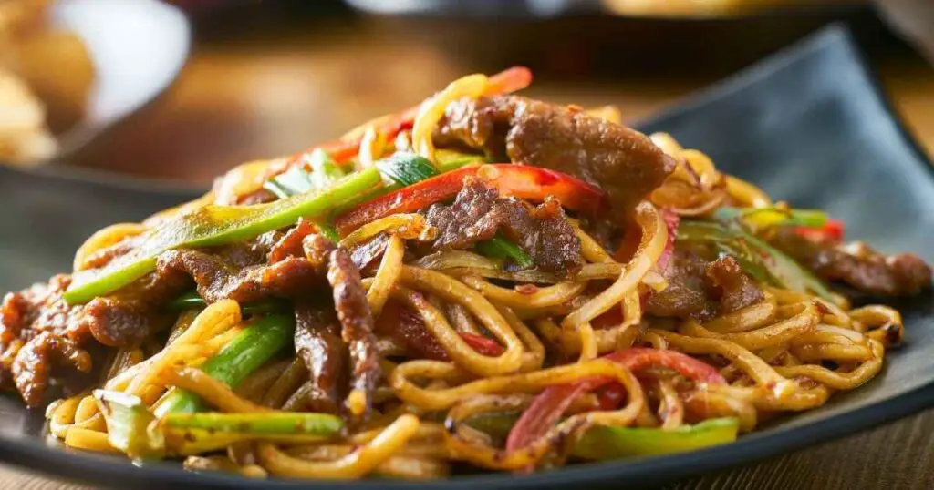 Black Pepper Stir Fried Noodles