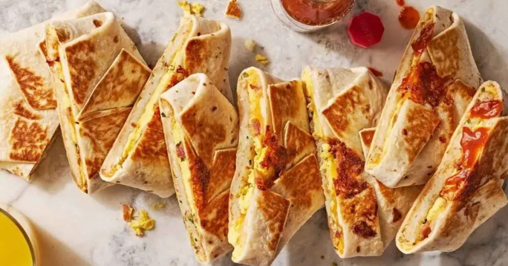 Breakfast Crunchwrap