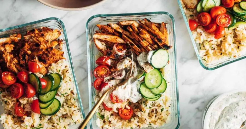 Buffalo Chicken Bowls With Cauliflower Garlic Rice