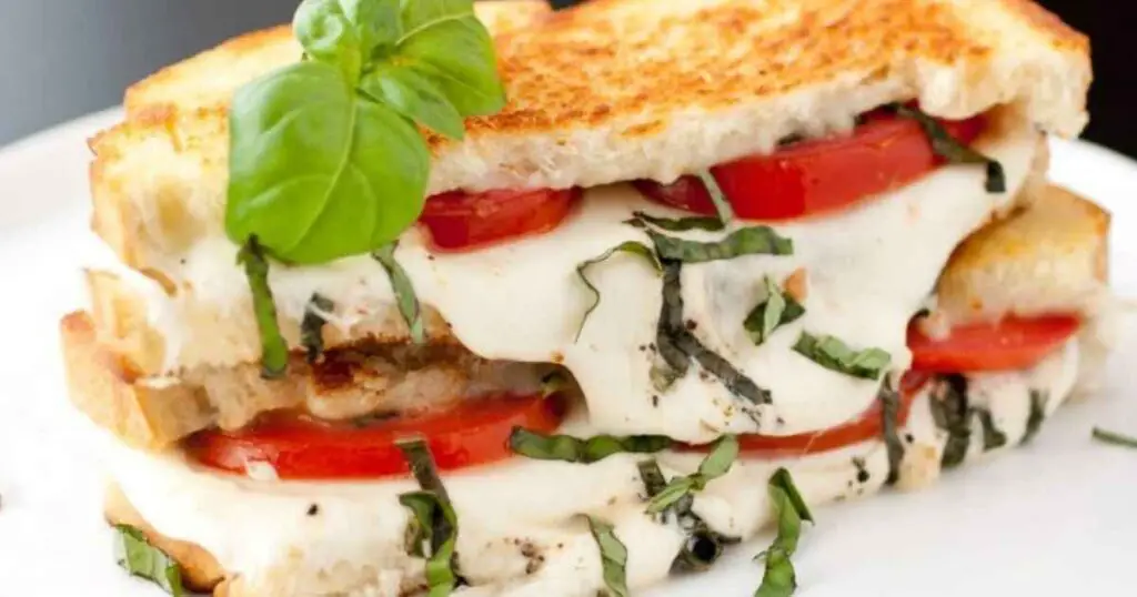 Caprese Grilled Cheese