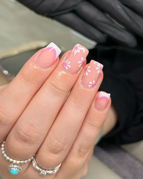 Simple Flowery Nails