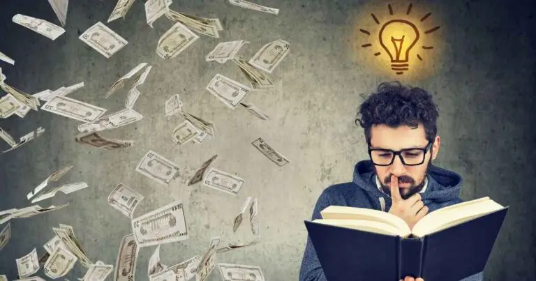 Make $5977 a Month by Just Reading Books: 10 Fun Ways to Turn Your Passion into Profit